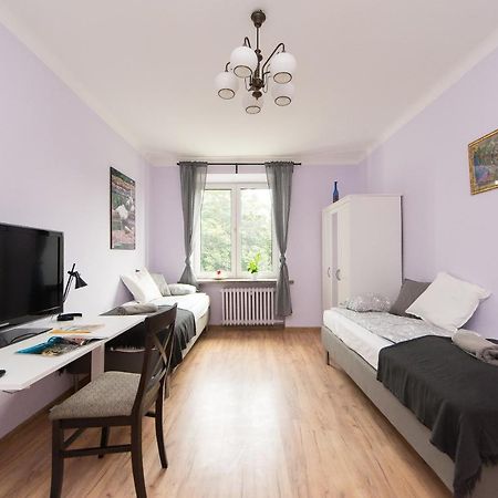 3-BEDROOM FLAT IN CITY CENTER p4you pl Cracovie Extérieur photo