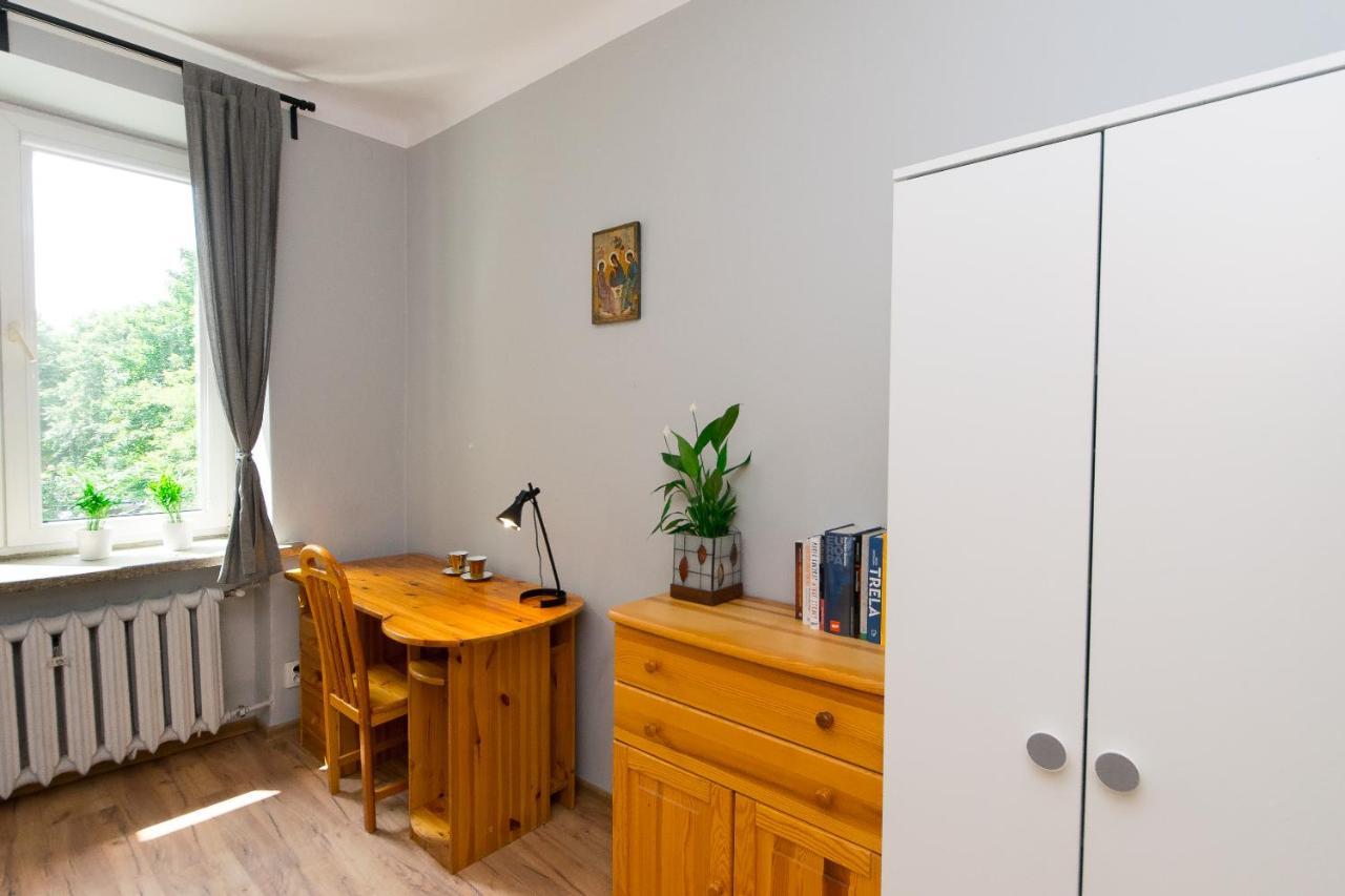 3-BEDROOM FLAT IN CITY CENTER p4you pl Cracovie Extérieur photo